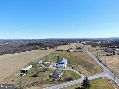 4580 Saint Thomas Williamson Rd, Chambersburg, PA 17202 - photo 2