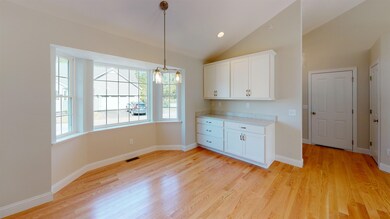 12B Sunset Ridge Rd, Epping, NH 03042 - photo 7