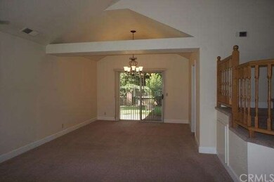 Living/dining room
