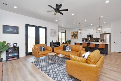 5308 Denmark St, Houston, TX 77028 - photo 2