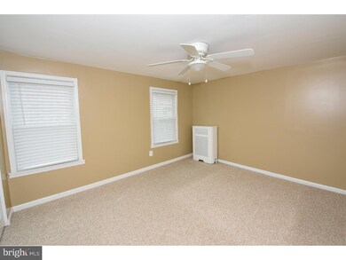 2721 Ash St, Philadelphia, PA 19137 - photo 4