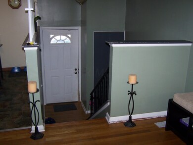 3 Entry Way