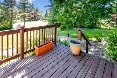 16 William Cir, Stratham, NH 03885 - photo 5