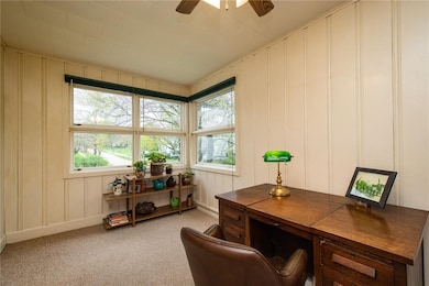 2401 4th Ave SE, Cedar Rapids, IA 52403 - photo 6