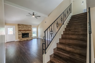 7518 Lemon Tree Cir, Houston, TX 77088 - photo 6