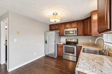 272 Winding Pond Rd unit 272, Londonderry, NH 03053 - photo 5