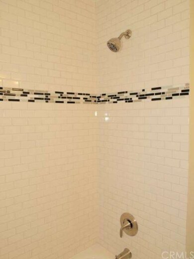 13424 Dyer St, Sylmar, CA 91342 - photo 2