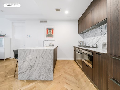 805 Washington Ave unit 2D, Proshei, NY 11238 - photo 4