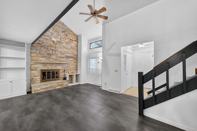 1222 N Gammon Rd, Middleton, WI 53562 - photo 3