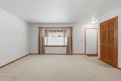 2130 James Ct, Wisconsin Rapids, WI 54494 - photo 4