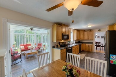 19 Pheasant Dr, Westfield, MA 01085 - photo 5