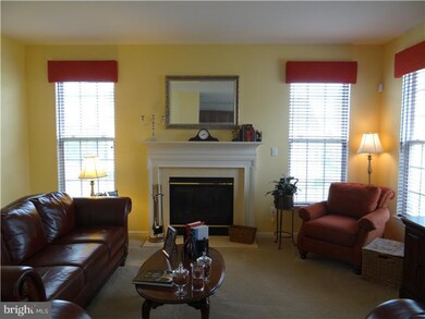 425 Saddlery Dr, Perkasie, PA 18944 - photo 7