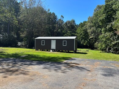 239 Pat Holifield Rd, Laurel, MS 39443 - photo 6