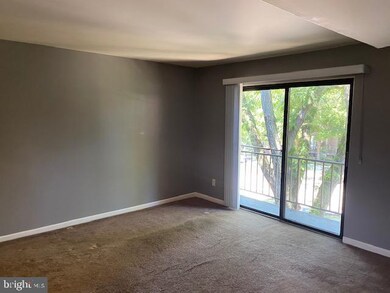 830B Putnam Blvd unit 54B, Nether Providence Township, PA 19086 - photo 3