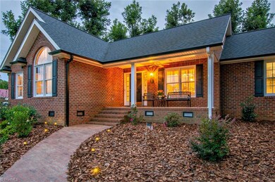 1161 Arrowstone Dr, Asheboro, NC 27205 - photo 4