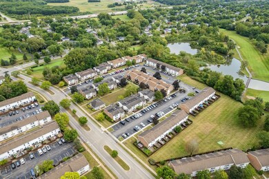 1930 Kenilworth Cir unit G, Hoffman Estates, IL 60169 - photo 2