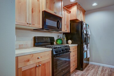 61185 Dayspring Dr, Bend, OR 97702 - photo 5