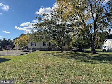 382 Fegan Rd, Bunker Hill, WV 25413 - photo 2