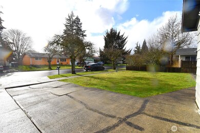 4734 Merlin St, Longview, WA 98632 - photo 5