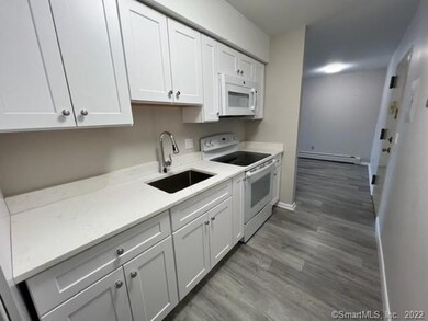 84 S Broad St unit 201, Meriden, CT 06450 - photo 3