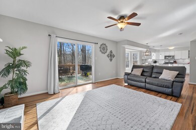 250 Owings Hill Ct, Owings, MD 20736 - photo 5