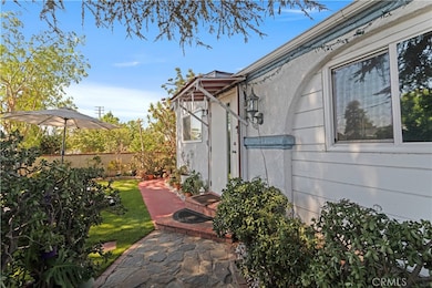 14263 Hubbard St, Sylmar, CA 91342 - photo 6