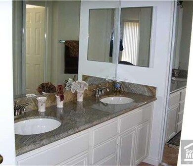 DUAL VANITY MASTER BATH