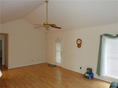 512 Meadowlark Dr, Shelbyville, TN 37160 - photo 3