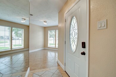 7425 Greenyard Dr, Houston, TX 77086 - photo 5