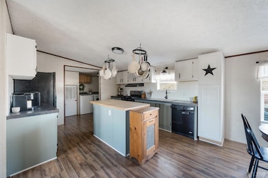 276 Beeks Ln, Spout Spring, VA 24593 - photo 6