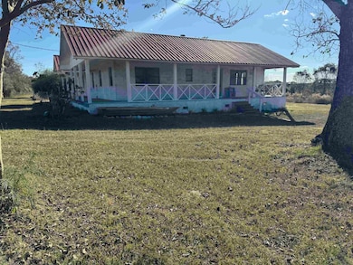 462 Olmstead Rd, Dozier, AL 36028 - photo 2