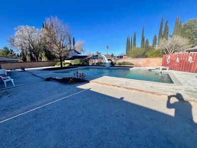 pool full back
