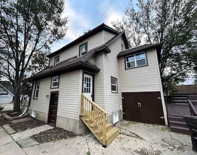 816 S Harlem Ave, Freeport, IL 61032 - photo 4