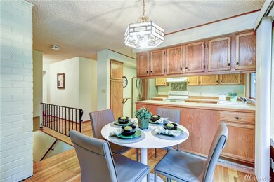 8710 Maplewood Ln, Edmonds, WA 98026 - photo 4