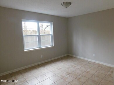 6795 Blocker St unit 5, Olive Branch, MS 38654 - photo 7