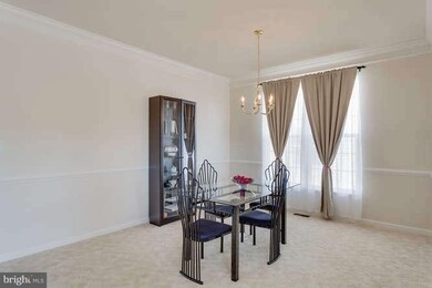 25445 Beresford Dr, Chantilly, VA 20152 - photo 5