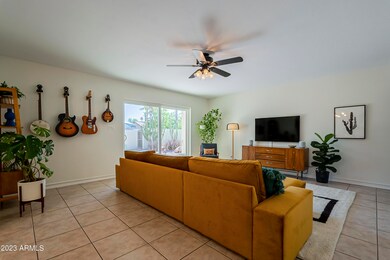 1040 E Laguna Dr, Tempe, AZ 85282 - photo 5