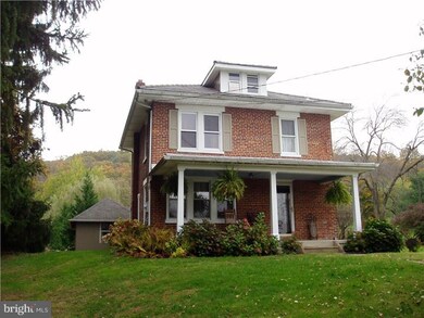 25 Machamer Rd, Douglassville, PA 19518 - photo 4