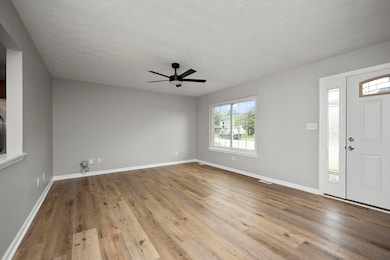 429 Southbrook Dr, Nicholasville, KY 40356 - photo 3