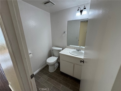 917 S Sutter Creek Rd unit 46, Anaheim, CA 92804 - photo 6