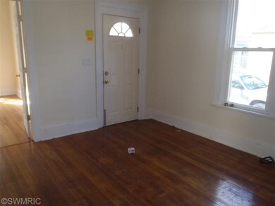 1047 Park St SW unit 3, Grand Rapids, MI 49504 - photo 2
