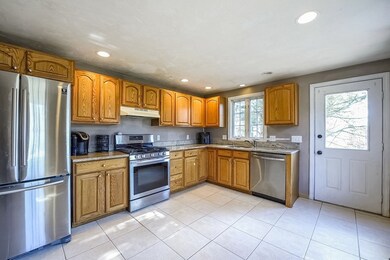 76 Spring St, Rockland, MA 02370 - photo 6