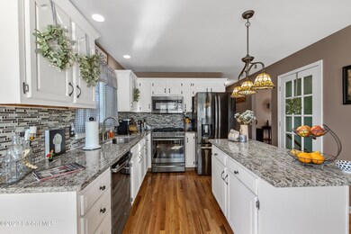 5 Spring Landing Blvd, Wynantskill, NY 12198 - photo 7