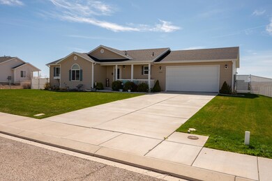 5177 Tomahawk Dr-11