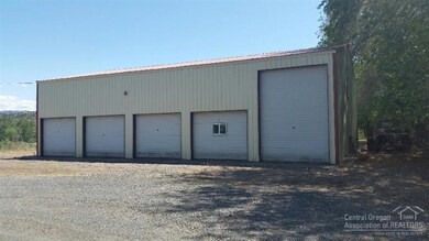 unlisted-address, Mount Vernon, OR 97865 - photo 3