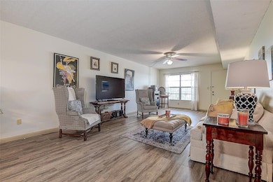 6400 46th Ave N unit 307, Kenneth City, FL 33709 - photo 5