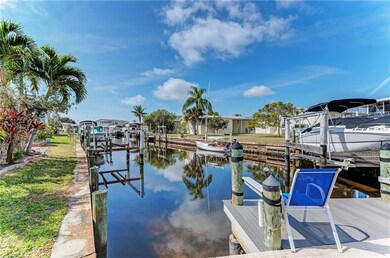 16 Rotterdam Dr, Punta Gorda, FL 33950 - photo 4