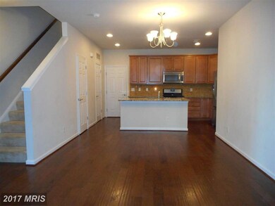 42797 Burrell Square unit END, Ashburn, VA 20147 - photo 3