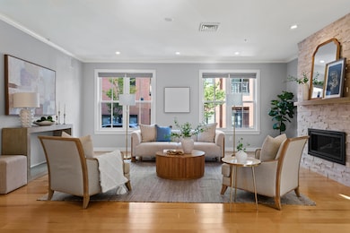 10_15 Middle St, Unit 208_MorneauStudios