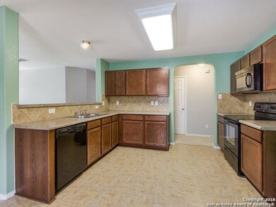 4006 Ashleaf Pecan, San Antonio, TX 78261 - photo 5